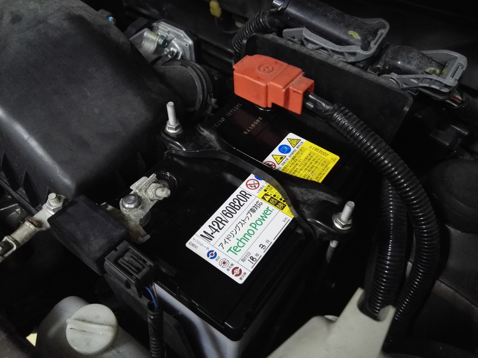 nbox-battery-change4.jpg