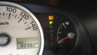 ミラココア エコアイドル点滅！アイドリングストップ車の対処法とは