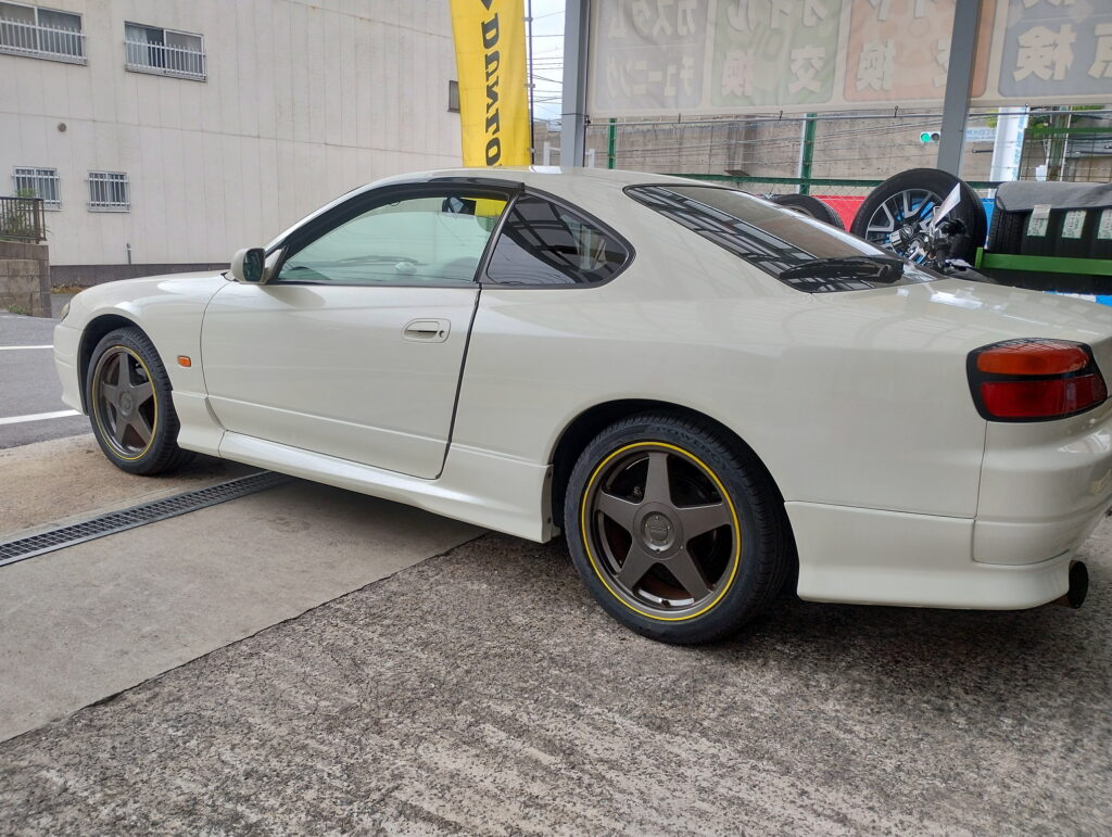 シルビア車高調交換