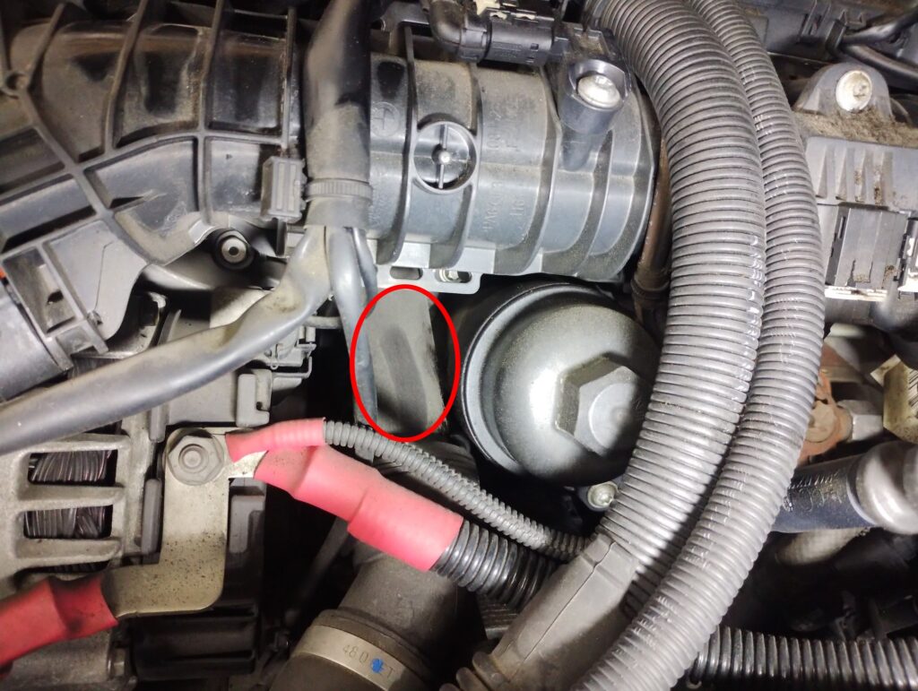 BMWx3水漏れ修理