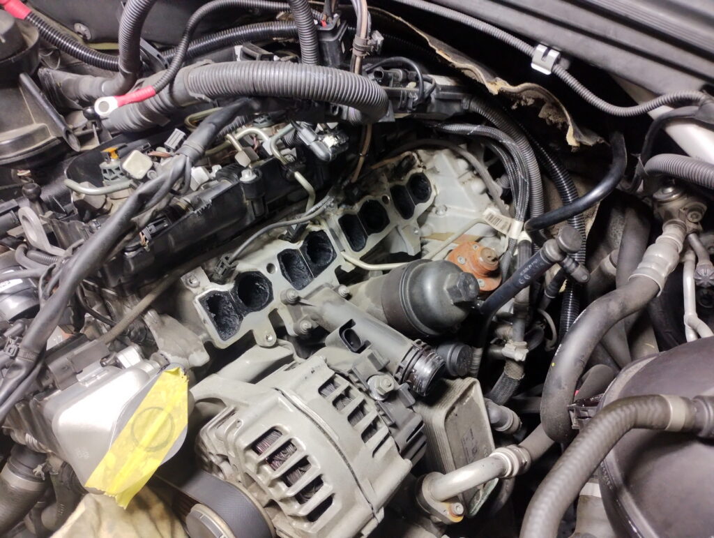 BMWx3水漏れ修理
